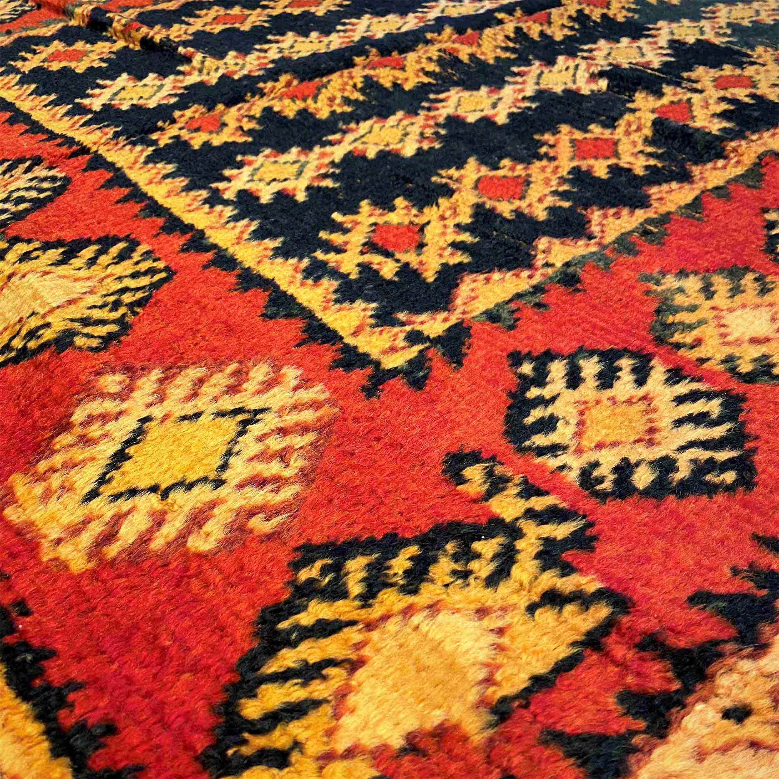 Ait Wawzgite carpet